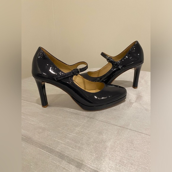 Nine West Neutralizer platform pump - Picture 2 of 5
